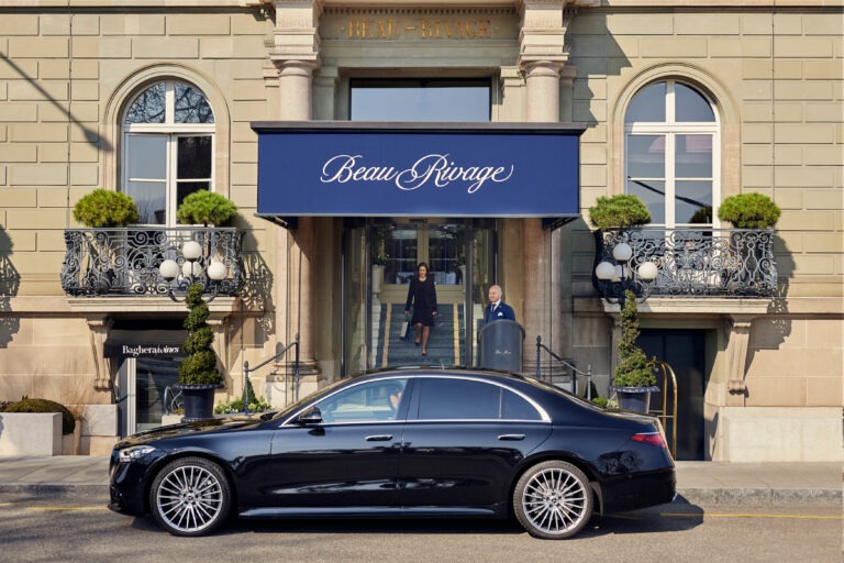 Photograph of the entrance to the Beau-Rivage Hotel